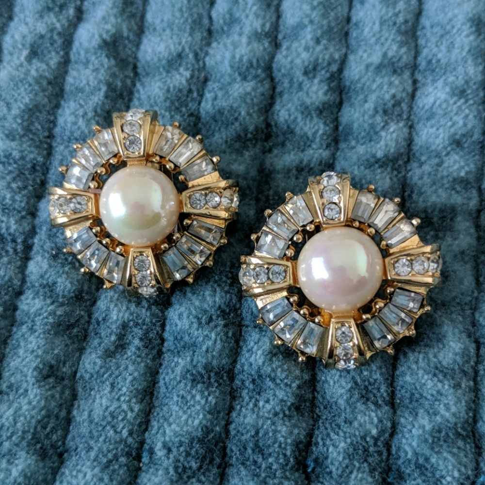 Vintage Authentic Dior Earrings crystals & pearl